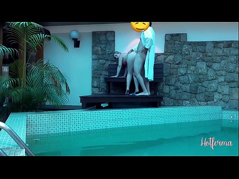 ❤️ Boss lädt Dienstmädchen zum Pool ein, kann aber einem heißen Sex nicht widerstehen ❤️ Sex video bei uns